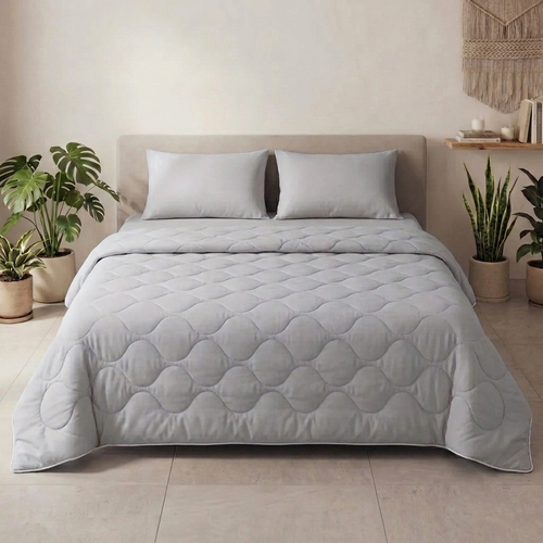 BetterSleep® – Decke aus kühlender Eisseide für heiße Sommernächte
